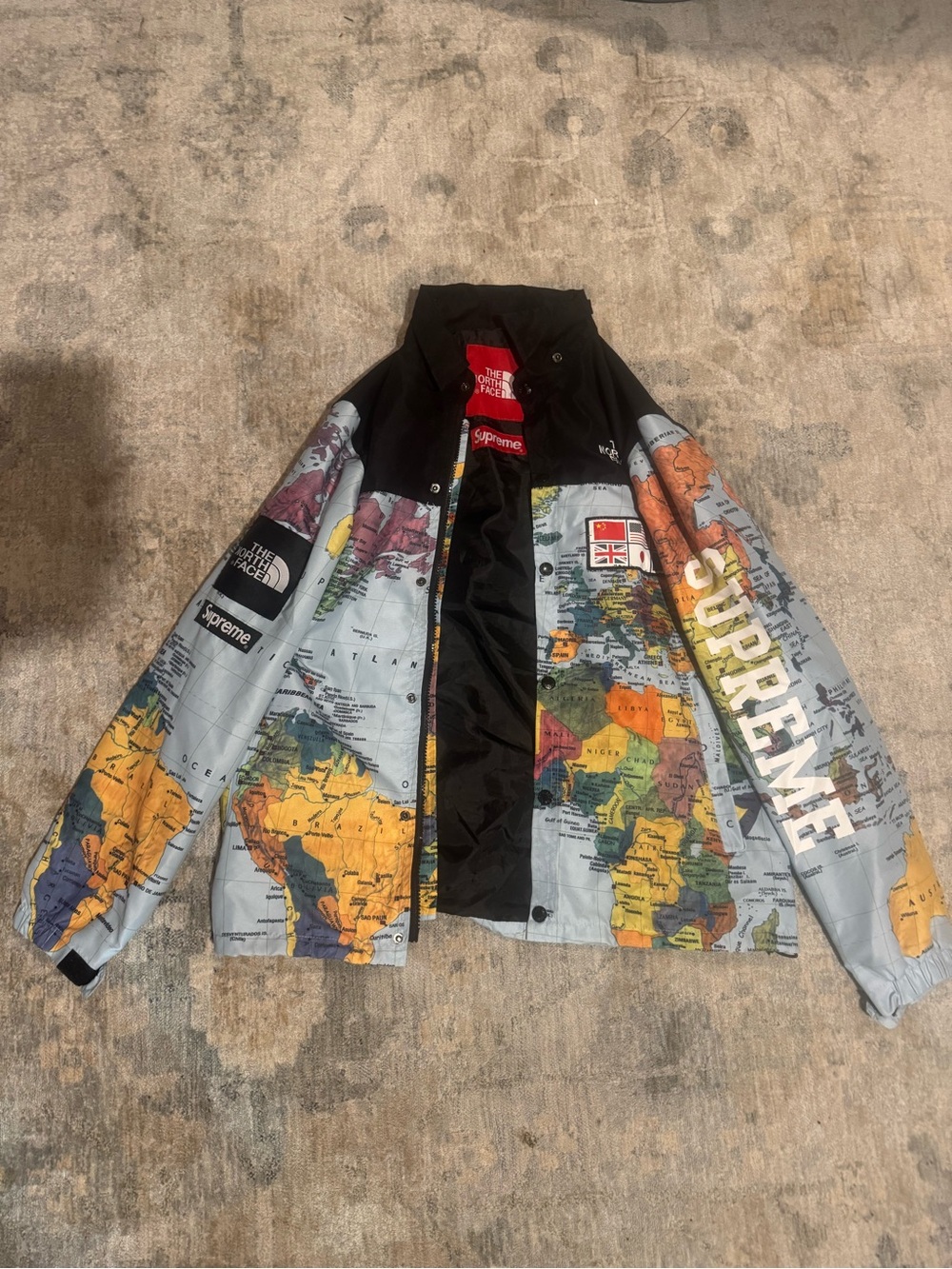 The North Face x Supreme World Map Windbreaker - Blue, Yellow, Green